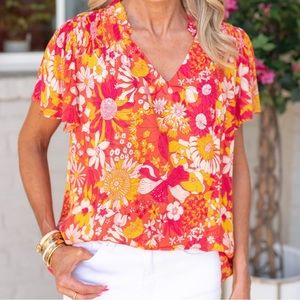 Avara Juliana Top NWT v-neck short sleeve size large